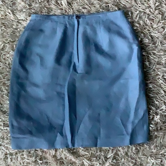 Linen skirt - Picture 2 of 3